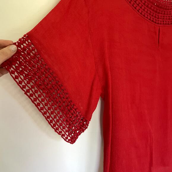 Red short sleeved summer t-shirt lightweight women's size medium embroidered - Picture 4 of 6